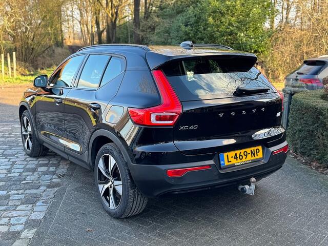 Volvo XC40 Recharge P8 AWD R-Design