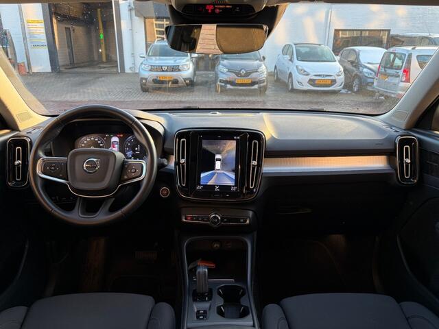 Volvo XC40 1.5 T4 RECHARGE R-DESIGN EXPRESSION PANODAK/LED/2-TONE/NL-AUTO/1E EIG.