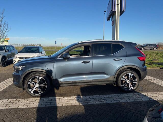 Volvo XC40 T4 Recharge Inscription | Parkeercamera | ACC | Trekhaak |