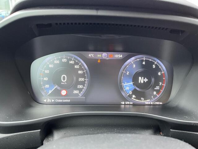 Volvo XC40 1.5 T3 Inscription | Navigatie | Apple Carplay | Android Auto | Trekhaak wegklapbaar | Achteruitrijcamera | Parkeersensoren | Lederen bekleding