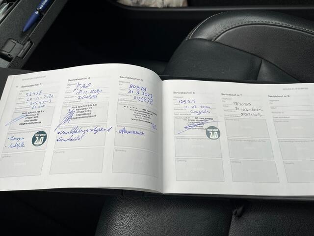 Volvo XC40 1.5 T3 Inscription | Navigatie | Apple Carplay | Android Auto | Trekhaak wegklapbaar | Achteruitrijcamera | Parkeersensoren | Lederen bekleding