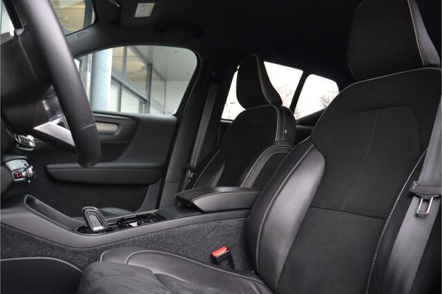 Volvo XC40 1.5 T3 R-Design **Lane assist/Resign lederen stoelen/Zwarte hemel/DAB**