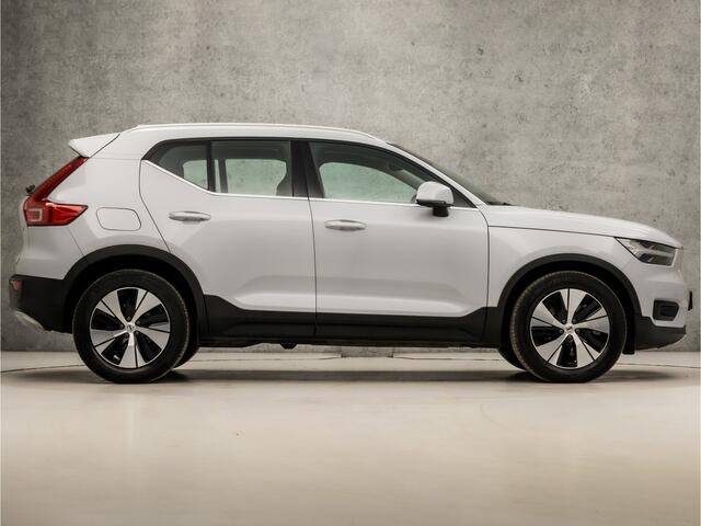 Volvo XC40 1.5 T5 Recharge Inscription Automaat 262Pk (APPLE CARPLAY, GROOT NAVI, CAMERA, LM VELGEN, SPORTSTOELEN, NIEUWE APK, NIEUWSTAAT)