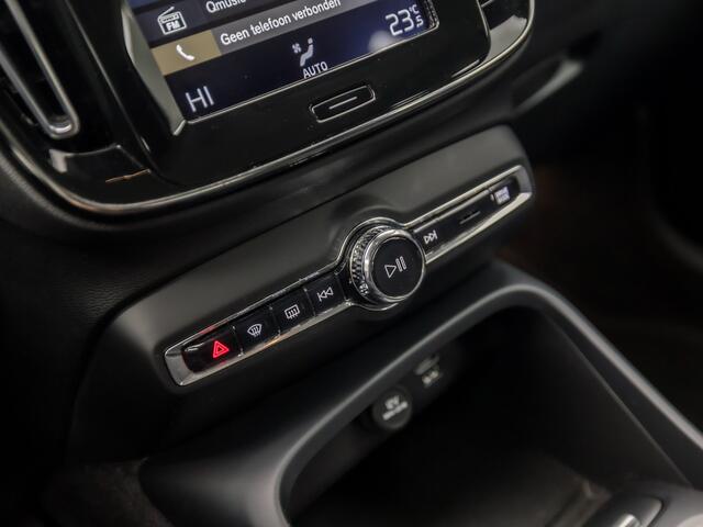 Volvo XC40 1.5 T5 Recharge Inscription Automaat 262Pk (APPLE CARPLAY, GROOT NAVI, CAMERA, LM VELGEN, SPORTSTOELEN, NIEUWE APK, NIEUWSTAAT)