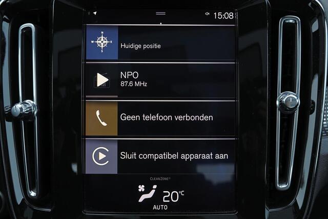 Volvo XC40 T5 Recharge Inscription - Panorama/schuifdak - IntelliSafe Assist & Surround - Harman/Kardon audio - Parkeercamera achter - Parkeersensoren voor & achter - Draadloze tel. lader - 19' LMV