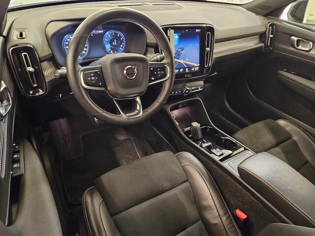 Volvo XC40 1.5 T2 R-Design | Keyless entry/start | Adaptief | BLIS | Stoelverwarming/stuurverwaring | 20"velgen | Extra getint glas | Apple carplay/android auto | Volvo on Call |