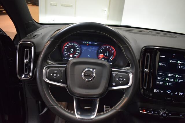 Volvo XC40 T3 163pk AUT8 R-Design/ Trekhaak 1600kg/ Pano dak/ 360 Camera/ Stoel &Stuurver./ Harman Kardon