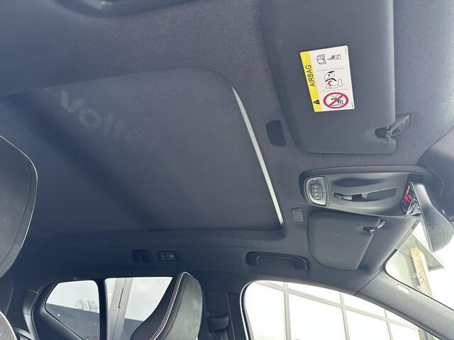 Volvo XC40 1.5 T3 R-Design Pano|Cam|Apple carplay