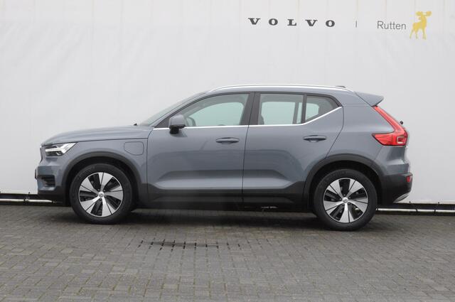 Volvo XC40 T4 211PK Automaat Recharge Inscription Expression Adaptieve cruise control / Elektrische achterklep / keyless entry / parkeersensoren met camera / Apple carplay / Bluetooth / Elektrische stoelen met geheugen