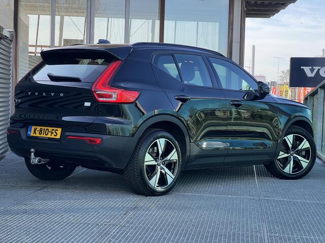 Volvo XC40 Recharge P8 AWD R-Design Automaat, Trekhaak semi elektrisch inklapbaar, Warmtepomp, Driver assist, BLIS, Adaptive cruise, Stoelverwarming voor- en achter, Stuurverwarming, Elektrisch verstelbare stoelen