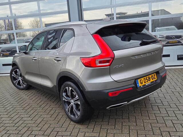 Volvo XC40 2.0 T4 Inscription | Harman Kardon Audio | Schuif-/Kanteldak | Keyless | Stoelverwaming | BLIS | Parkeersensoren V+A |