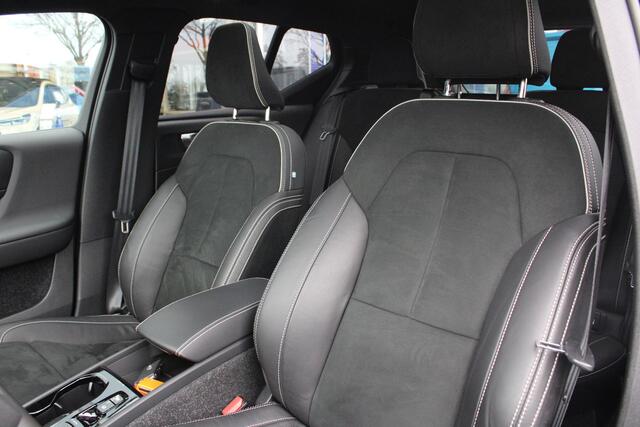 Volvo XC40 1.5 T5 Recharge R-Design | Harman/Kardon | Adaptive Cruise Control | Stoelverwarming | Panorama Dak | Camera | Navigatie | Lederen Bekleding | Electrische Klep |