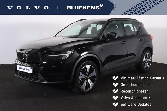 Volvo XC40 Recharge Plus 70 kWh - IntelliSafe Assist & Surround - Parkeercamera achter - Verwarmde voorstoelen & stuur - Parkeersensoren voor & achter - Draadloze tel. lader - Warmtepomp - Elektr. inklapbare trekhaak - 19' LMV