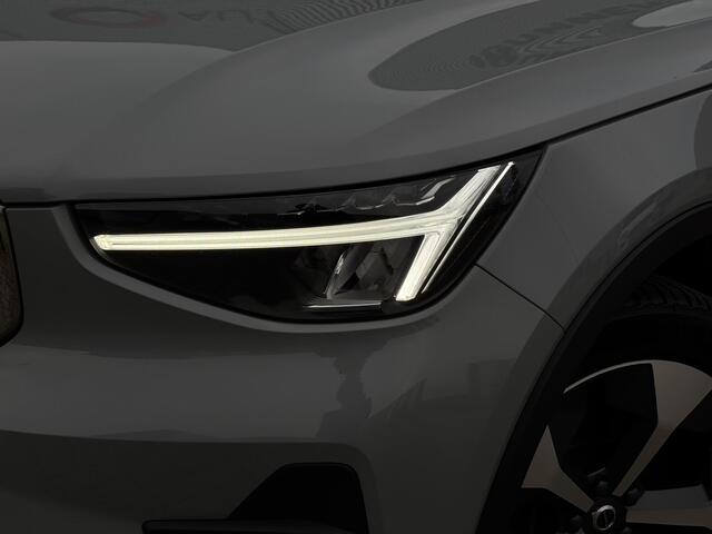 Volvo XC40 2.0 B3 Core / Stoel & Stuurverwarming / Trekhaak Elektrisch Wegklapbaar / Google Maps Navi /