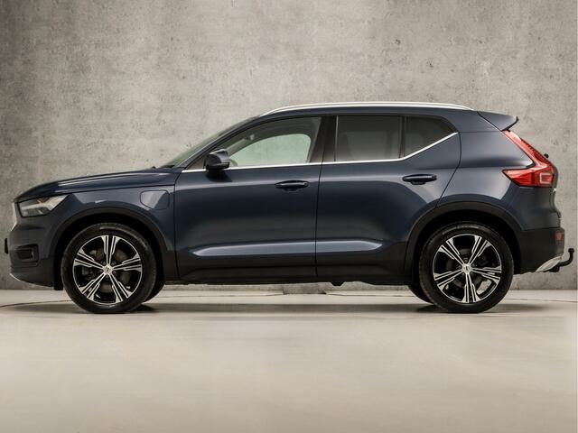 Volvo XC40 1.5 T4 Recharge Inscription Expression 211Pk Automaat (APPLE CARPLAY, LEDER, STUUR/STOELVERWARMING, GETINT GLAS, SPORTSTOELEN, ELEK ACHTERKLEP, KEYLESS, TREKHAAK, NIEUWSTAAT)