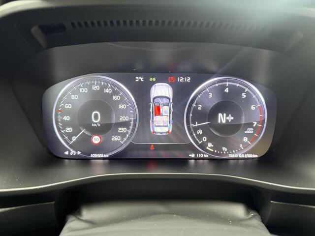 Volvo XC40 1.5 T3 Momentum Pro