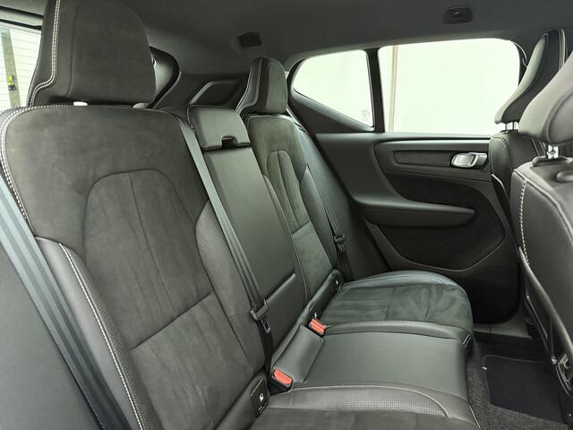 Volvo XC40 Recharge P8 408PK AWD R-Design / Keyless entry / Elek achterklep / Semi elektrische trekhaak / PDC achter / Nubuck bekleding / Google navigatie.
