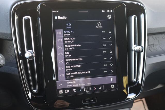 Volvo XC40 Recharge Core 70 kWh SOH 98% NL-Auto!! Stuur+Stoelverw. I Camera I Carplay