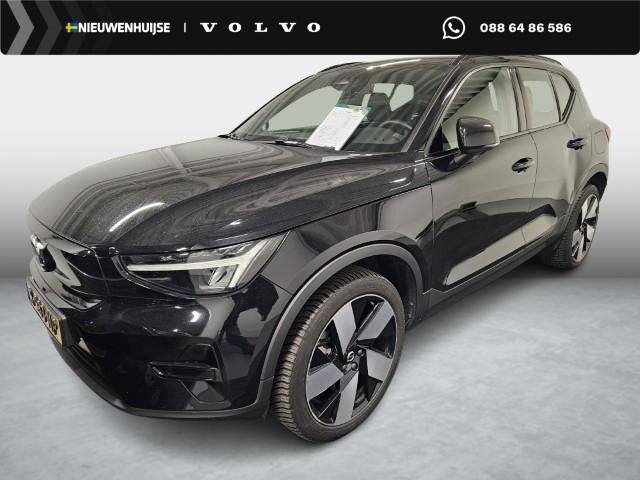 Volvo XC40 Recharge Plus 70 kWh | Adaptieve Cruise Control | Dodehoek Detectie | Stoel en Stuurverwarming | 20" | Nubuck Bekleding |