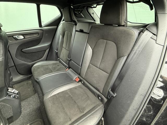 Volvo XC40 BWJ 2020 Recharge P8 408 PK AWD R-Design TREKHAAK | FULL LED | ADAPTIVE CRUISE | STOEL+STUURVERW. | CAMERA | HALF LEDER | ELEKTR. ACHTERKLEP | DAB | CARPLAY + ANDROID | LMV | PDC