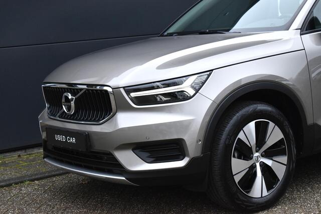 Volvo XC40 T2 Automaat Inscription 360 camera | Cruise Control | Lichte lederen bekleding | BLIS | Navigatiesysteem