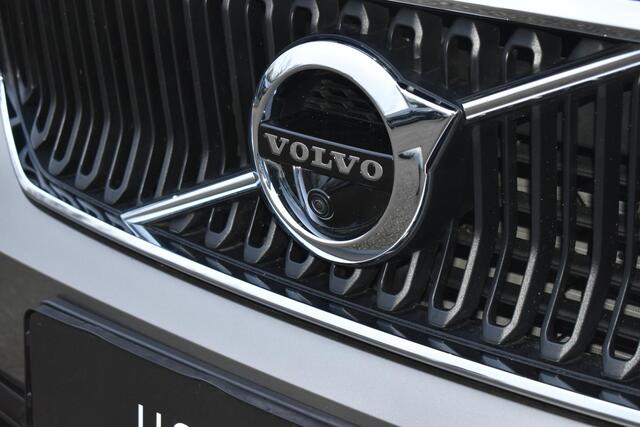 Volvo XC40 T2 Automaat Inscription 360 camera | Cruise Control | Lichte lederen bekleding | BLIS | Navigatiesysteem
