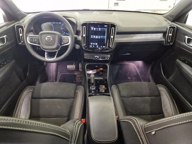 Volvo XC40 1.5 T4 Recharge R-Design | Trekhaak | 360º Camera | Adaptieve cruise | Stoel/stuurverwarming | Parkeersensoren V+A | Volvo on Call | Standkachel | Keyless entry/start | Apple carplay/android auto |