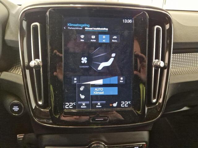 Volvo XC40 1.5 T4 Recharge R-Design | Trekhaak | 360º Camera | Adaptieve cruise | Stoel/stuurverwarming | Parkeersensoren V+A | Volvo on Call | Standkachel | Keyless entry/start | Apple carplay/android auto |
