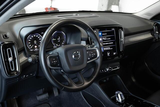 Volvo XC40 T5 Recharge Inscription | Harman Kardon Premium Audio | Lederen Bekleding | Parkeercamera | Parkeersensoren voor + achter | Electrische bedienbare voorstoelen | Navigatie | Volvo on Call