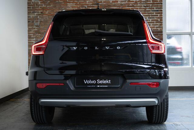 Volvo XC40 T5 Recharge Inscription | Harman Kardon Premium Audio | Lederen Bekleding | Parkeercamera | Parkeersensoren voor + achter | Electrische bedienbare voorstoelen | Navigatie | Volvo on Call
