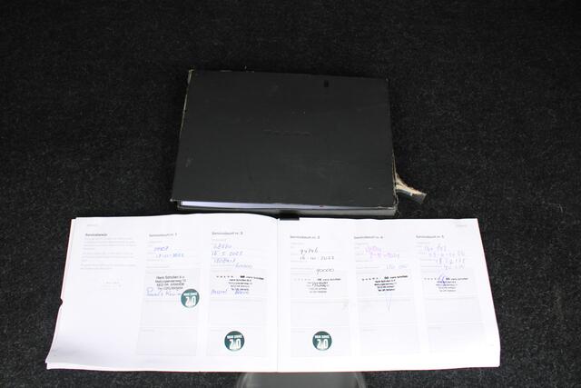 Volvo XC40 T4 Recharge Inscription | 360 camera | H&K Audio | Schuif/kantel dak | Stoel/stuur verwarming | BLIS |