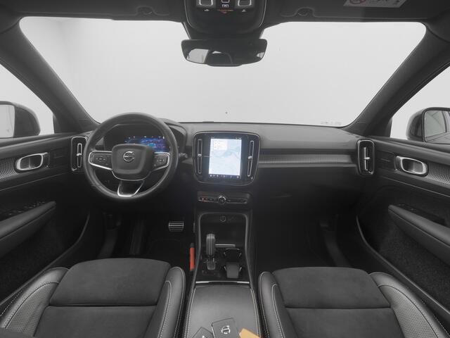 Volvo XC40 Recharge P8 AWD R-Design | PANO | 360° | H&K | ADAPTIVE | STOEL- EN STUURVERW.