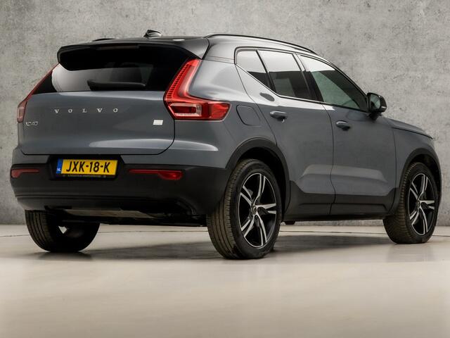 Volvo XC40 1.5 T5 Recharge R-Design 261Pk Automaat (PANORAMADAK, APPLE CARPLAY, MEMORY SEATS, 360 CAMERA, HARMAN/KARDON, LEDER/ALCANTARA, GETINT GLAS, ELEK ACHTERKLEP, NIEUWSTAAT)