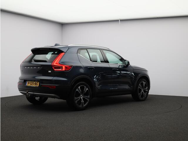 Volvo XC40 T4 Recharge Inscription / Trekhaak / Leder / 19" / Stoel+stuurwielverwarming / CarPlay