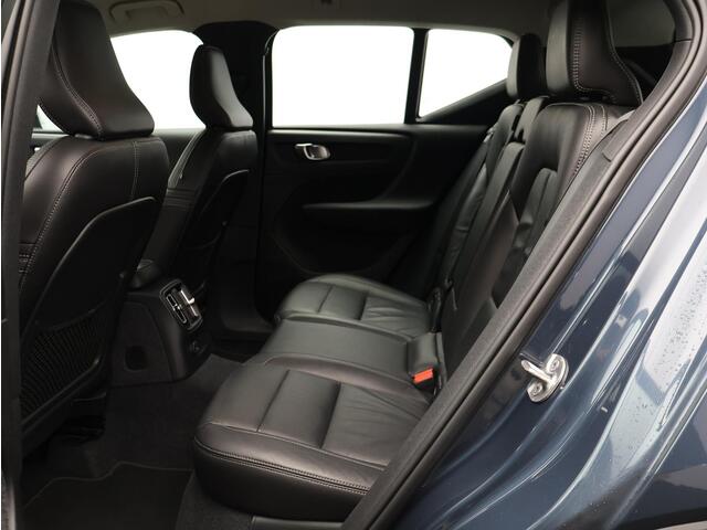 Volvo XC40 T4 Recharge Inscription / Trekhaak / Leder / 19" / Stoel+stuurwielverwarming / CarPlay