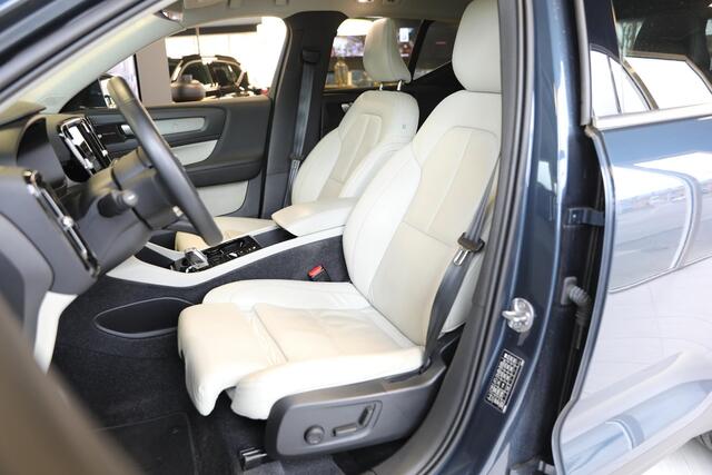 Volvo XC40 1.5 T5 Recharge Inscription Panoramadak | Leer | Memory seats | Harman Kardon | Winterset 19"