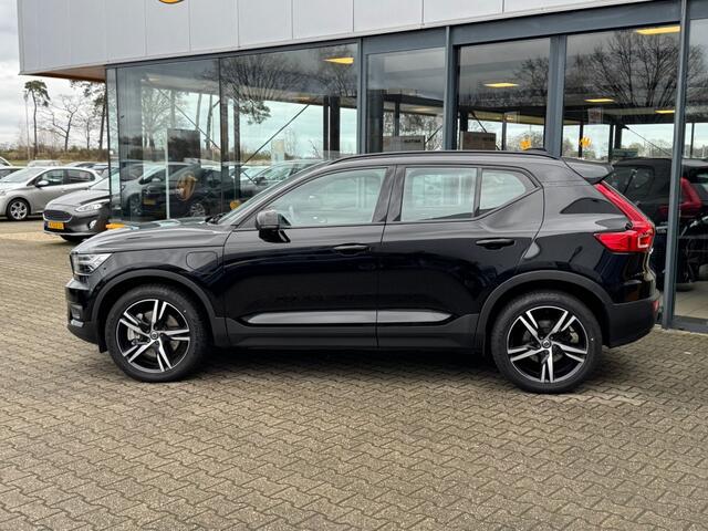 Volvo XC40 1.5 T5 R Design - Navi - Camera - Adap cruise - stoel/stuur/voorruit verwarming