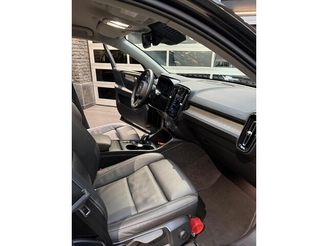 Volvo XC40 2.0 B3 Essential Edition 165PK