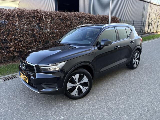 Volvo XC40 1.5 T5 Twin Engine Momentum Pro / AUTOMAAT / NAVI / CRUISE