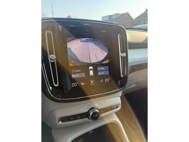 Volvo XC40 1.5 T4 Recharge Inscription Expression | Plug-in Hybrid (PHEV) | Navigatie | Apple Carplay | Android Auto | Achteruitrijcamera | Lederen Bekleding | Stoelverwarming | BLIS | Parkeersensoren