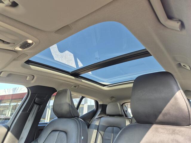 Volvo XC40 1.5 T5 Recharge Inscription Expression Panodak/Leder/Camera etc.