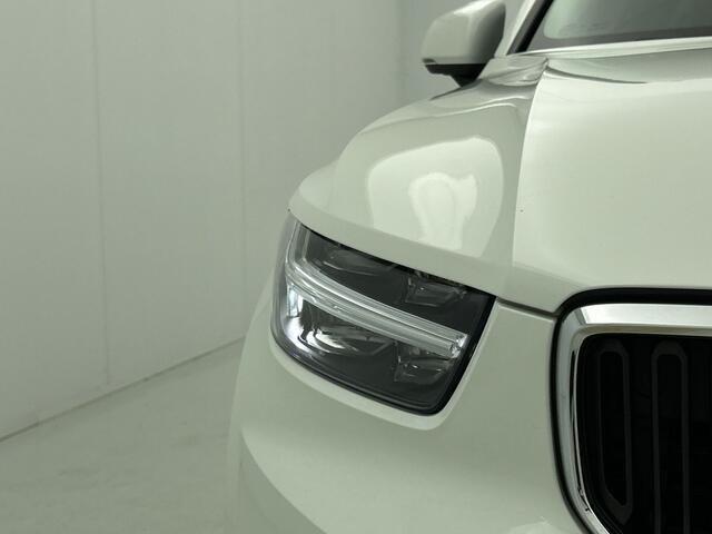 Volvo XC40 T3 Momentum Pro | Trekhaak | Pilot Assist | Camera | BLIS |