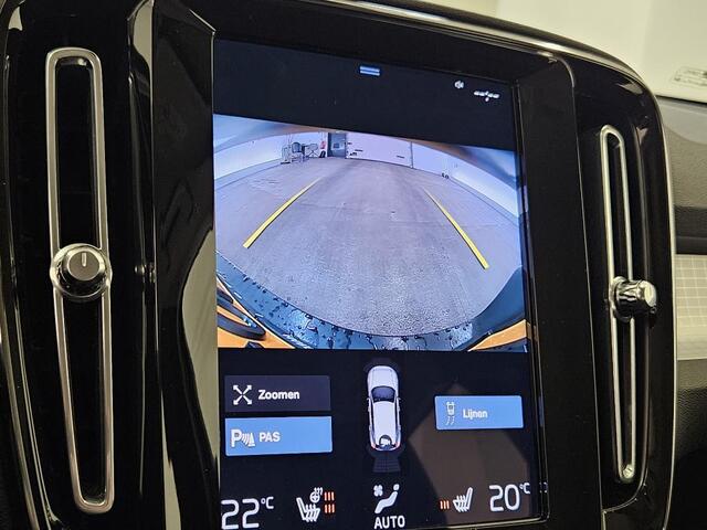 Volvo XC40 1.5 T2 Momentum | Automaat | Apple carplay/android auto | Stoelverwarming | Stuurverwarming | Parkeersensoren V+A | Parkeercamera | 18 "lm velgen |