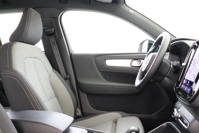 Volvo XC40 B4 (M-HYBRID) PLUS DARK -CAMERA|ADAP.CRUISE|VERW.VOORRUIT|TREKHAAK|HARMAN/KARDON|19"