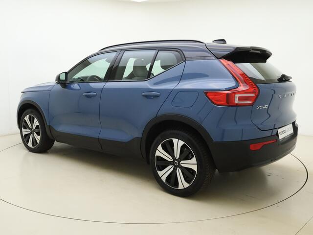 Volvo XC40 Recharge Ultimate / Wool Blend / Panoramadak / Pixel Koplampen / Elektr. Stoelen / Trekhaak / 360 Camera / Harman&Kardon Audio / Stoel + Stuurw. Verwarming /