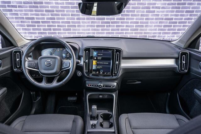 Volvo XC40 T4 Recharge Inscription Expression | Navigatie | Adaptieve Cruise Control | Schuif-/Kanteldak | Camera | Trekhaak | Dodehoekdetectie | Pilot Assist | Keyless | Stoel-/Stuurverwarming | Park Assist | Elek. Achterklep |