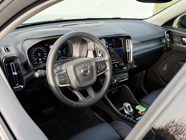 Volvo XC40 1.5 T5 Plug-in hybrid Plus Dark | Pilot Assist | LED | Camera | H/K | 18 inch