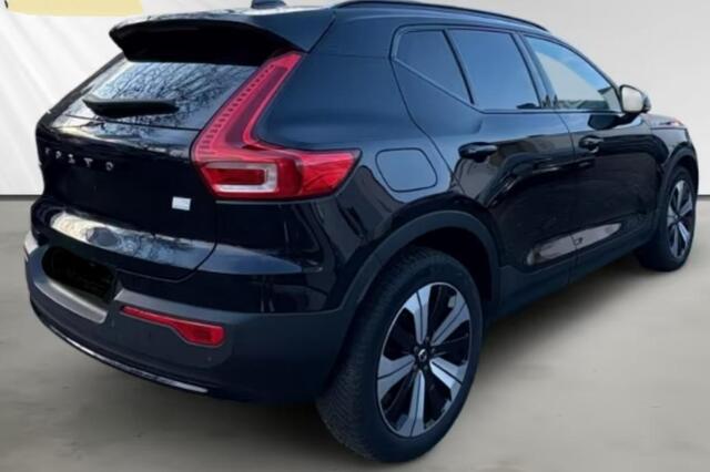 Volvo XC40 Plug-in Hybrid T5 Plus Dark | Facelift | Adaptive cruise control | Lederen bekleding | Stoel- en stuurverwarming | Harman Kardon audio | Navigatie | Apple Carplay / Android Auto | 19 inch velgen | Voorruitverwarming | Dode hoek detectie BLIS | Getint glas