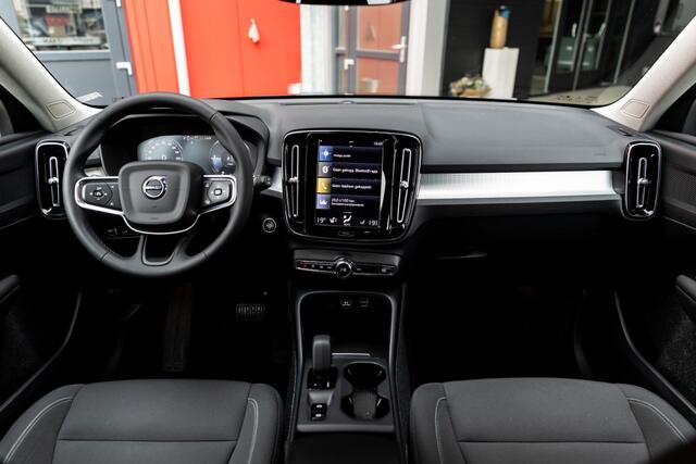 Volvo XC40 Inscription Expression Recharge Plug-In Hybrid 2WD