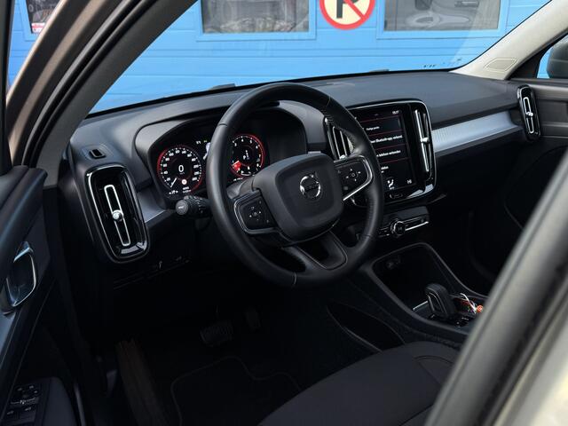 Volvo XC40 2.0 B4 Business Pro GRATIS Afleverpakket! | Uitklapbare Trekhaak | Adaptive Cruise | 4 Nieuwe All-Season |